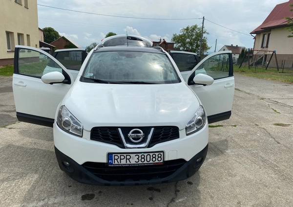 Nissan Qashqai cena 36900 przebieg: 182884, rok produkcji 2012 z Przemyśl małe 67